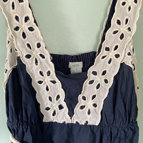 Anthropologie Odille tank top, navy blue w white eyelet lace, size small (2) - Picture 2 of 7